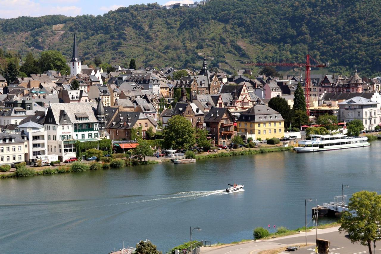 Moselromance - Luxusapartment - Grosse Terrasse - Ruhige Lage Traben-Trarbach Eksteriør bilde