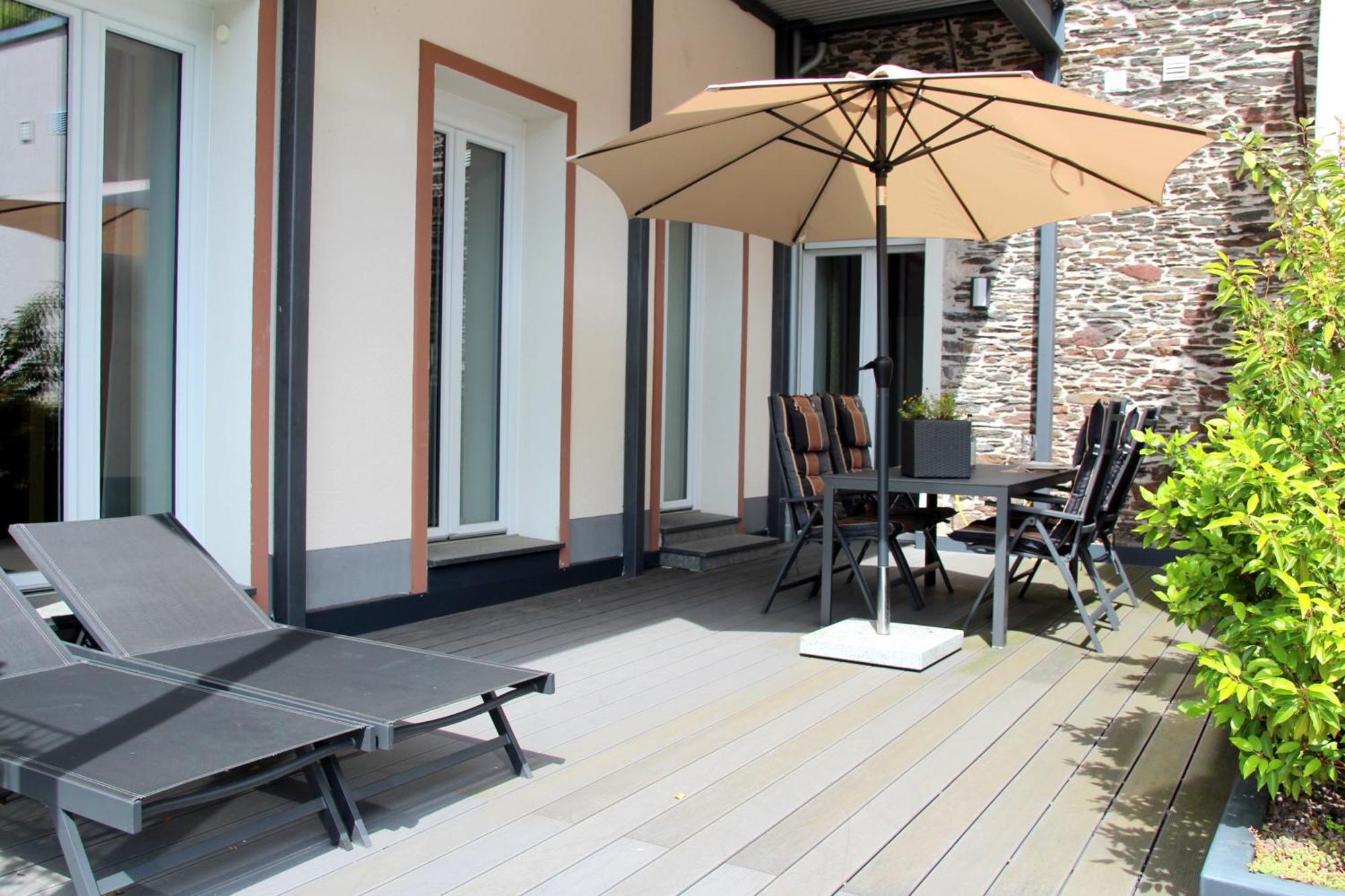 Moselromance - Luxusapartment - Grosse Terrasse - Ruhige Lage Traben-Trarbach Eksteriør bilde